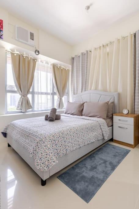 Perfect Accommodation For You In Levels Burbank Manila Exterior foto